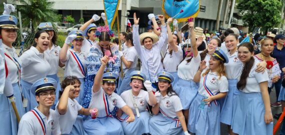 Celebración de Fiestas Patrias